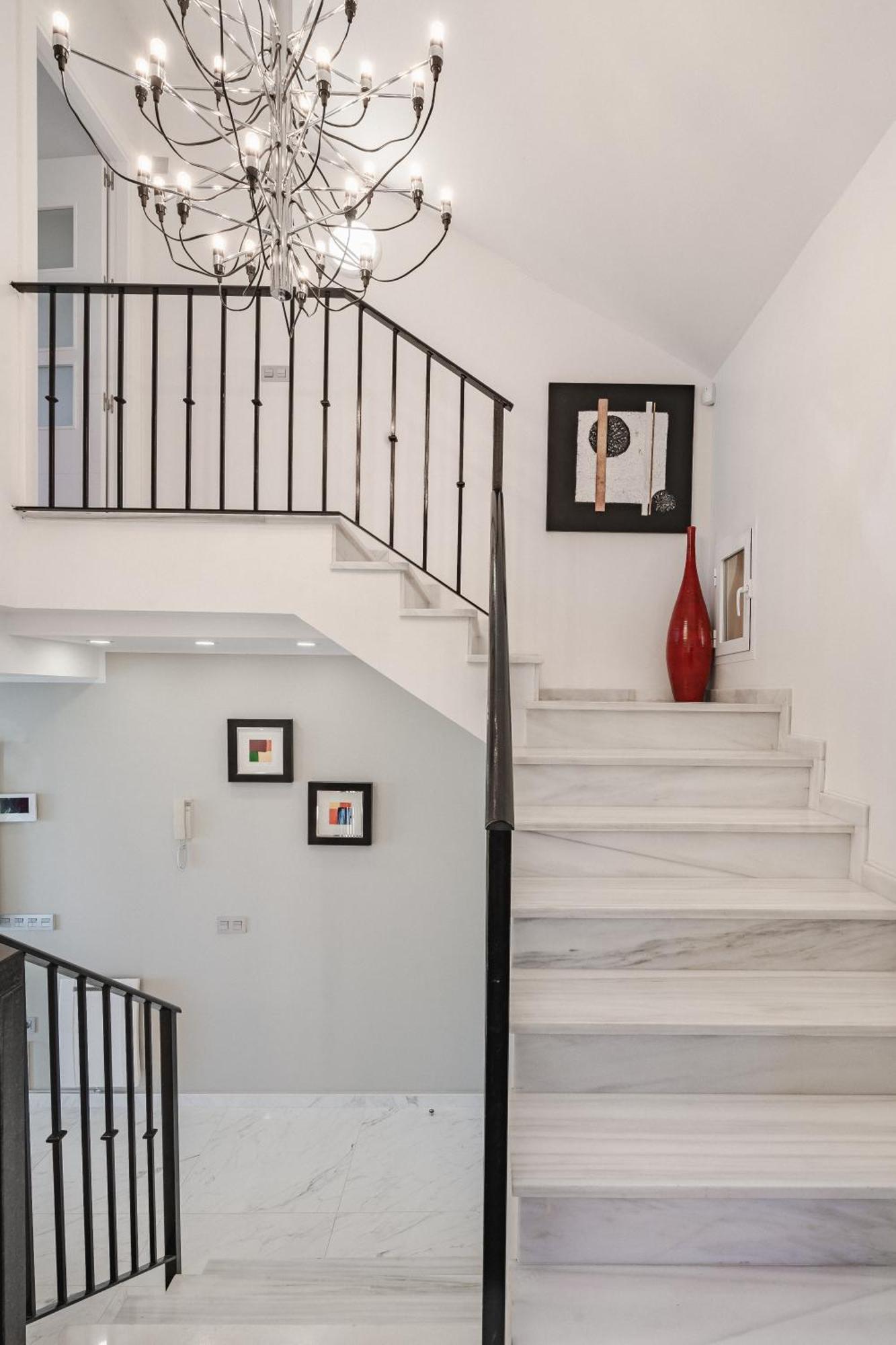 Private Luxurious Hillside Villa With Pool & Sea Views For 8 To 10 Ppl フエンヒロラ エクステリア 写真
